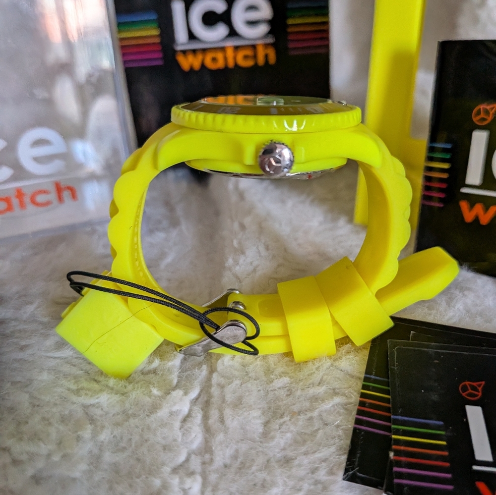 Ice Watch  - Flashy Yellow Dial Silicone Strap Unisex Watch - Picture 8 of 10